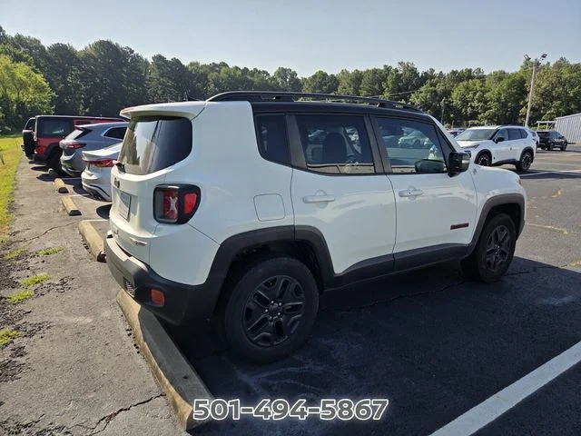 Used 2018 White Jeep Trailhawk image 5