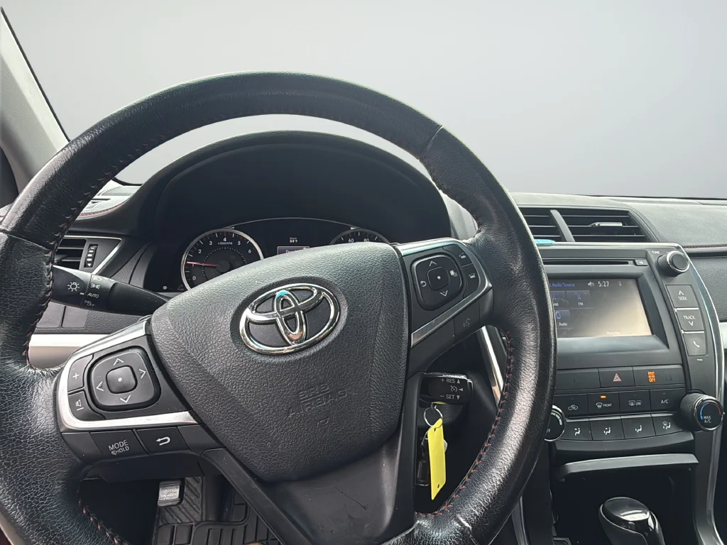 Used 2016 Red Toyota SE image 11