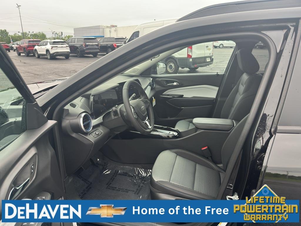 2026 Chevrolet Trax LT - Photo 16