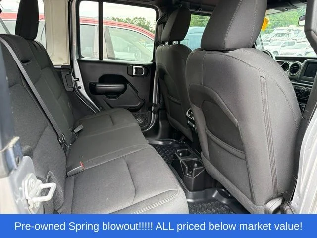 Used 2021 Silver Jeep Unlimited Sport S image 19