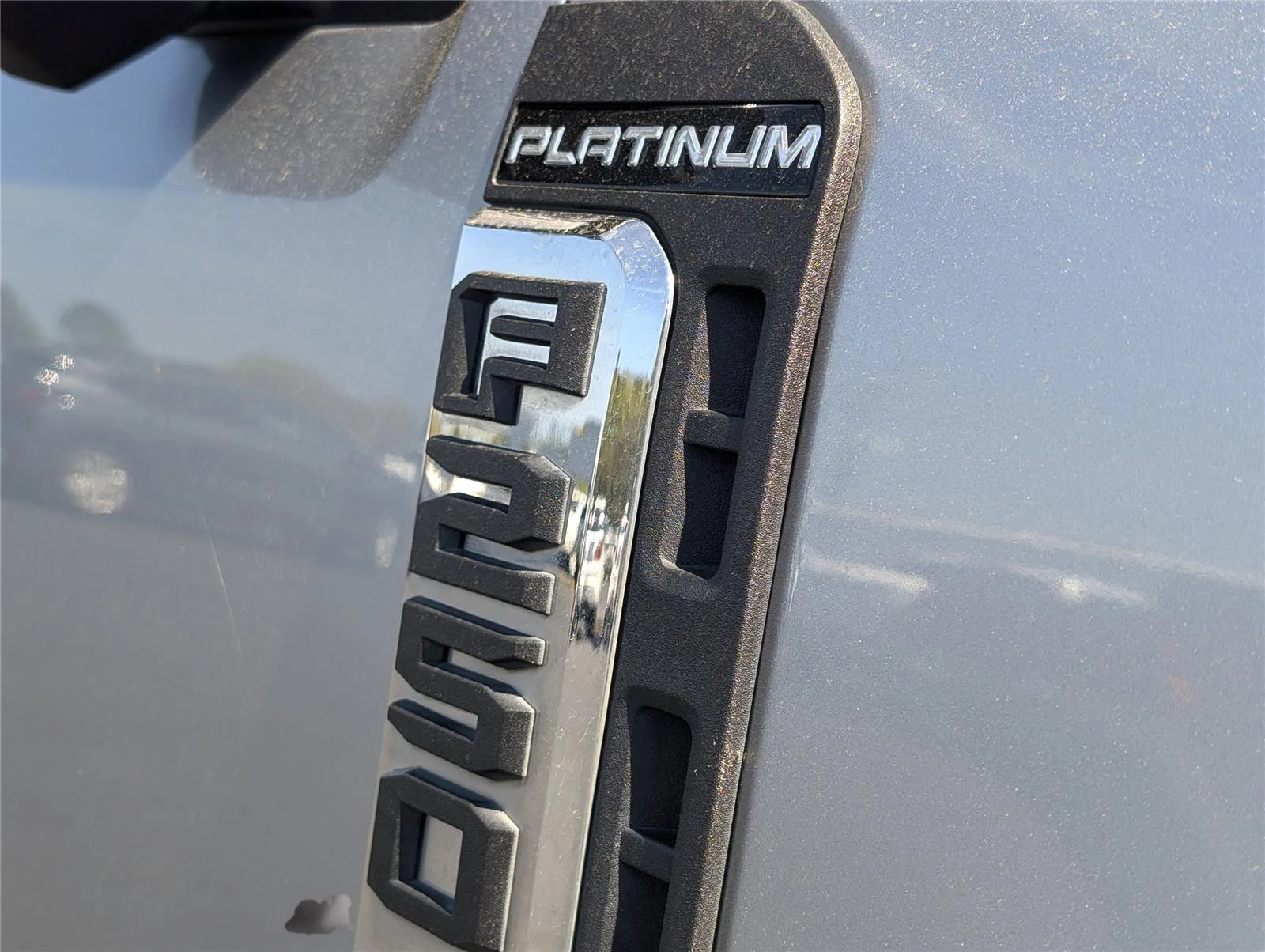 Used 2024 Iconic Silver Ford Platinum image 39
