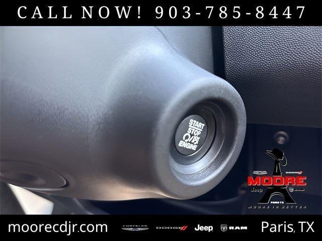 New 2026 Bright White Clear-Coat Exterior Paint RAM Tradesman image 20