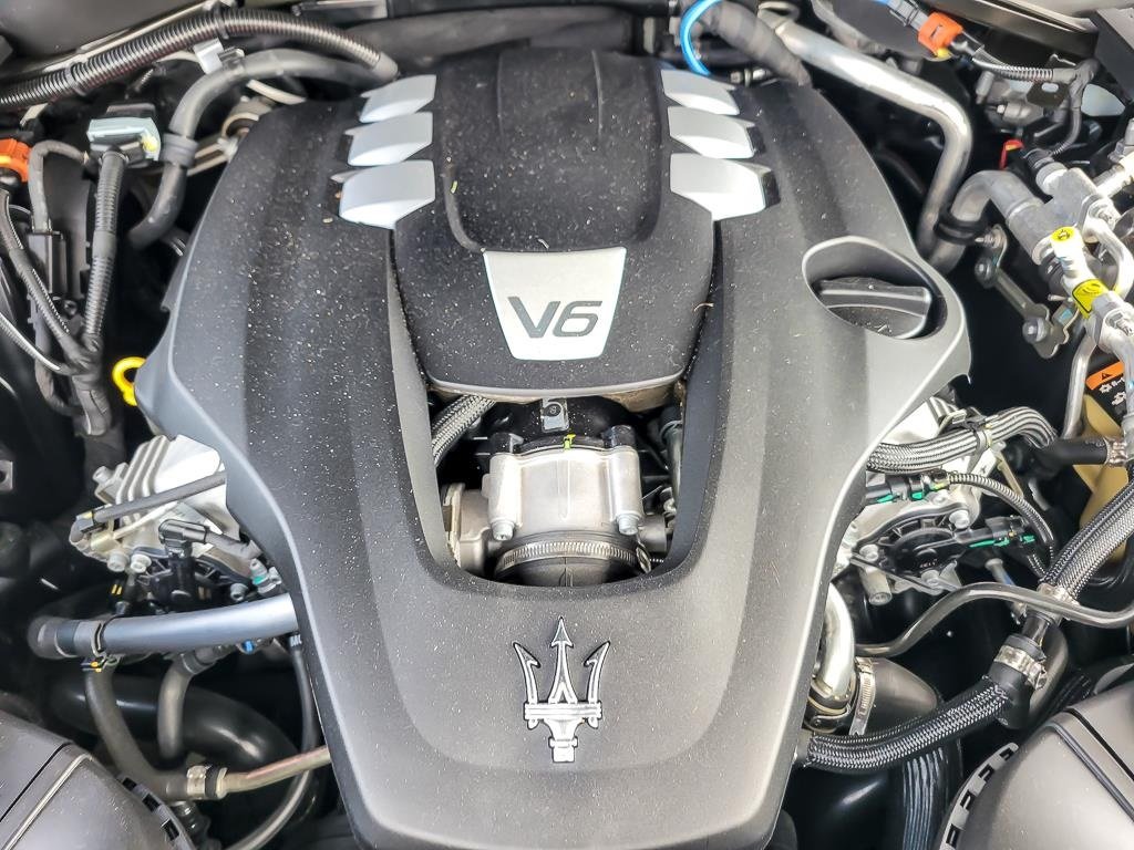 2022 MASERATI LEVANTE - Image 24