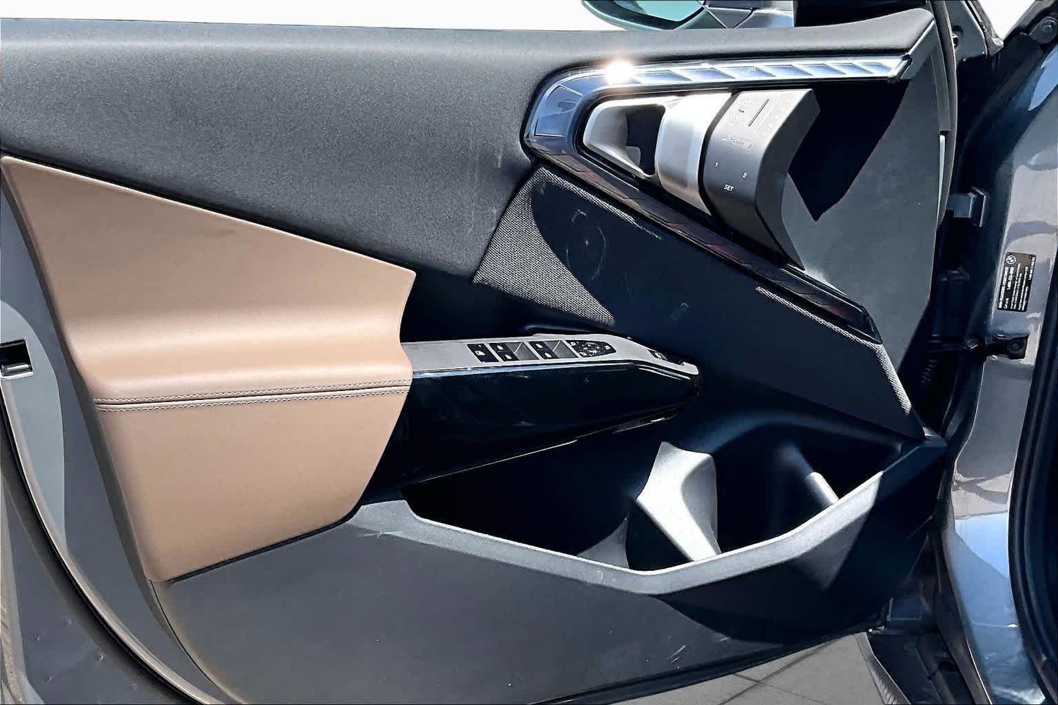 New 2026 Skyscraper Grey Metallic BMW 30 xDrive image 10
