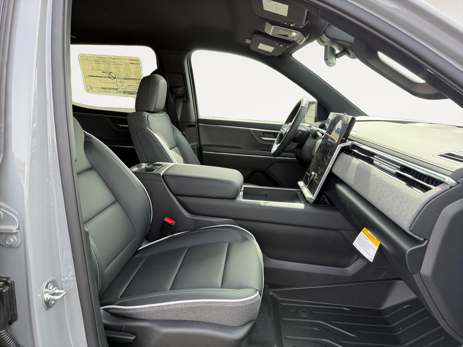 New 2026 Thunderstorm Gray GMC Elevation Standard Range image 19