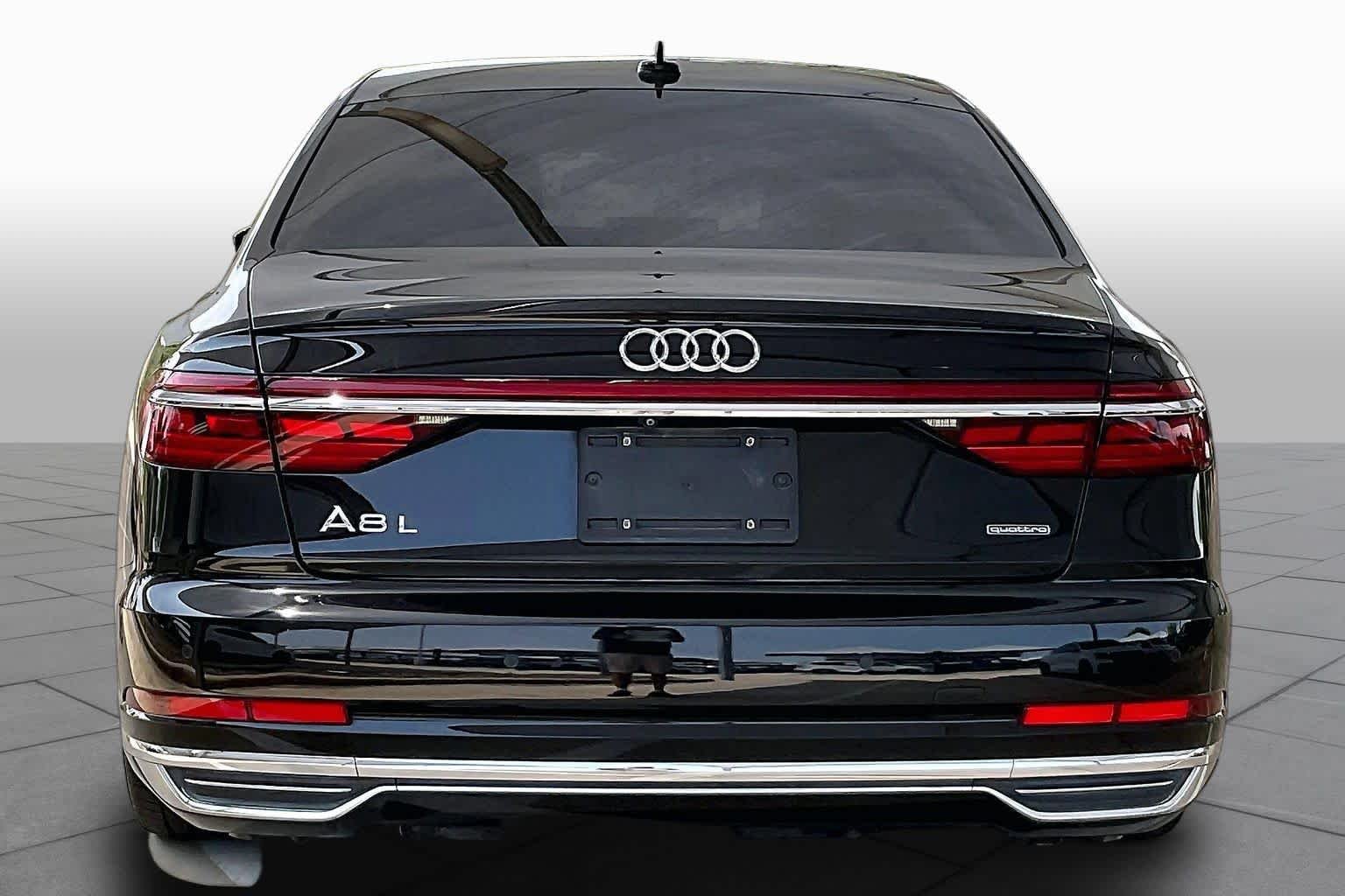Used 2019 Mythos Black Metallic Audi  image 5