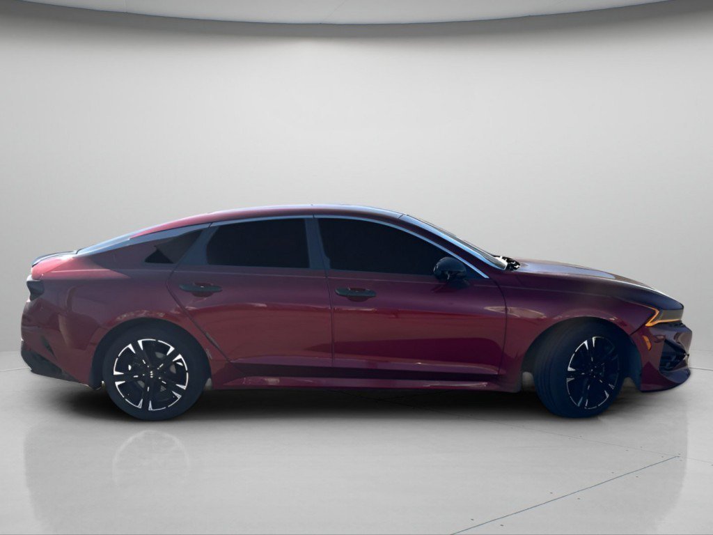 Used 2021 Passion Red Kia GT-Line image 3
