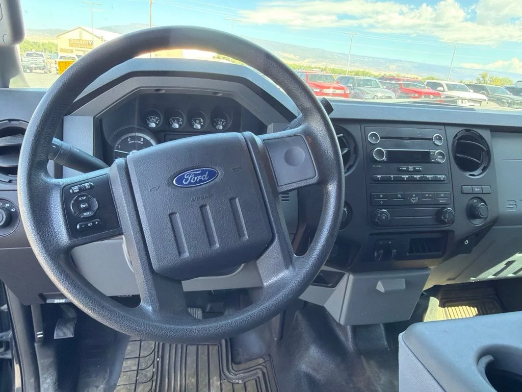 Used 2013 Green Ford XL image 17