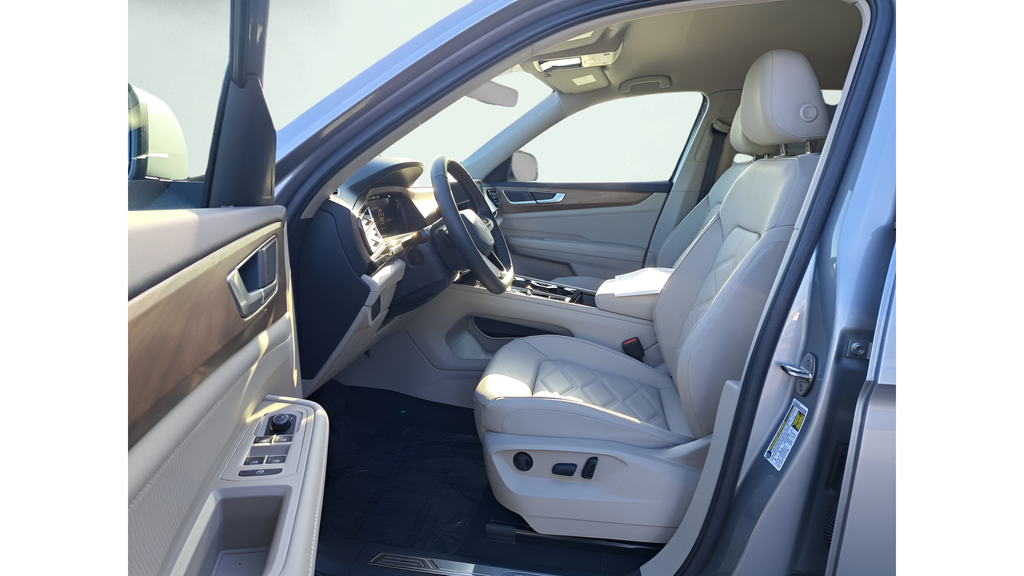 New 2026 Silver Volkswagen SE w/Technology image 9