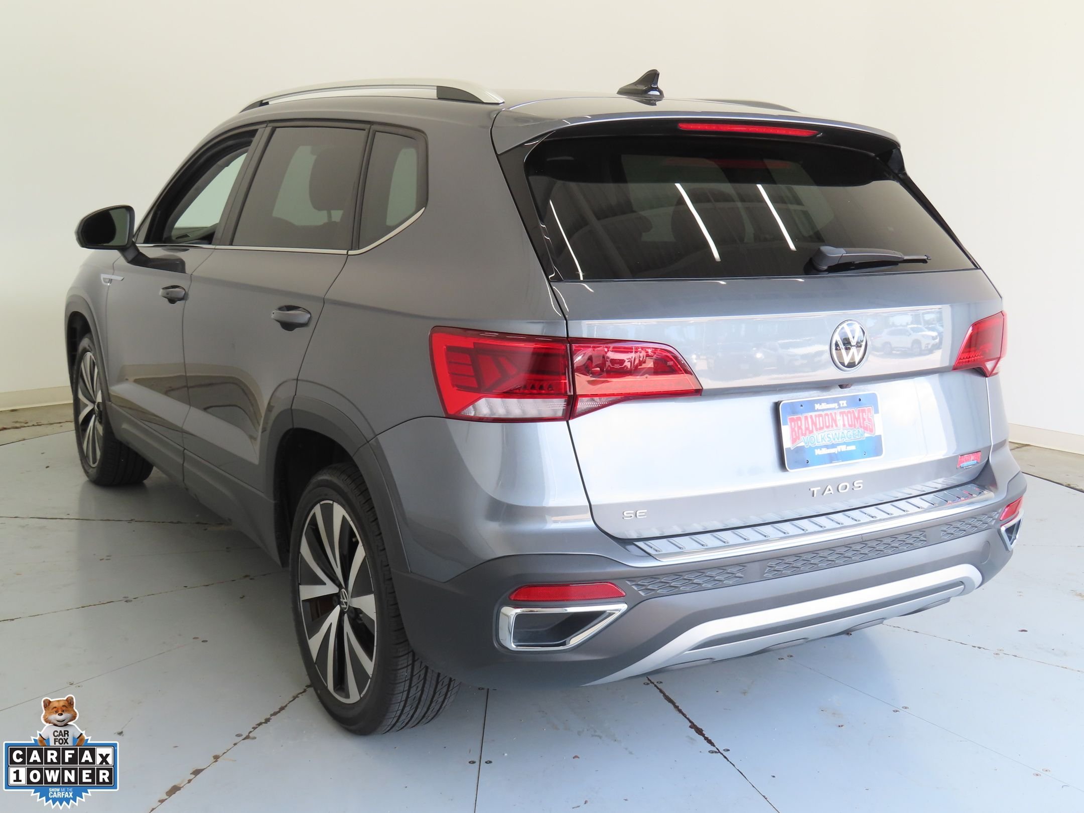 Certified Used 2023 Gray Volkswagen 1.5T SE image 6