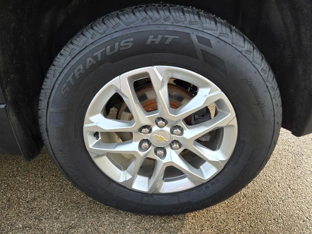 Used 2019 White Chevrolet LT AWD image 44