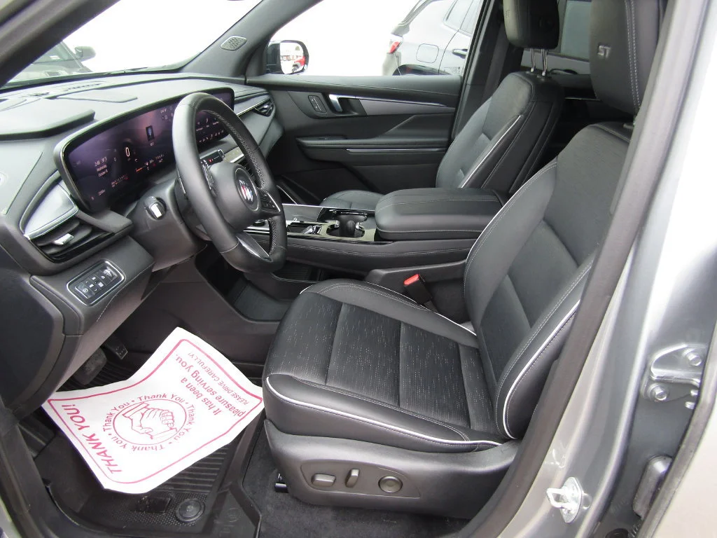 Used 2025 Moonstone Gray Metallic Buick Sport Touring image 29