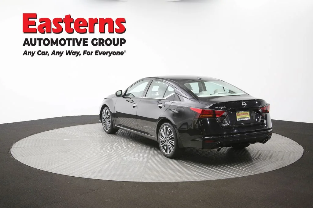 Used 2024 Black Nissan 2.5 SL image 65