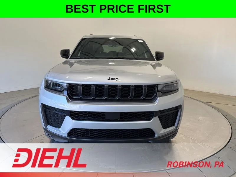 New 2026 Silver Zynith Exterior Paint Jeep Altitude image 2