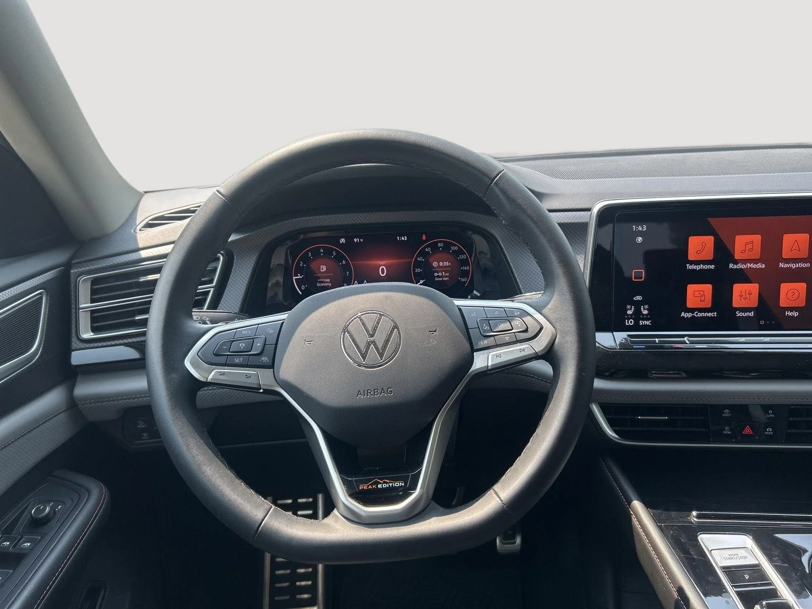 Used 2024 WHITE Volkswagen 2.0T Peak Edition SE w/Technol image 11