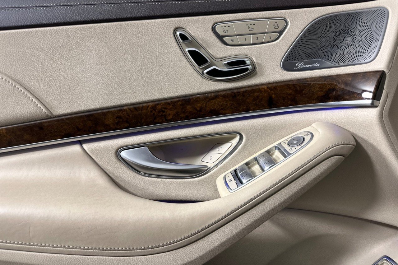 Used 2015 Lunar Blue Metallic Mercedes-Benz S 550 image 10