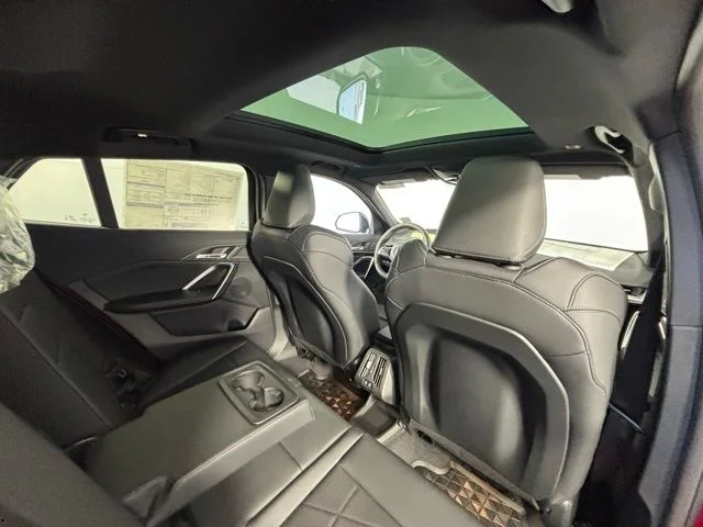 New 2026 Vegas Red Metallic BMW xDrive28i image 37