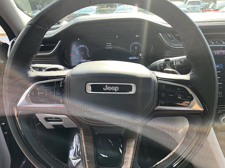 Used 2022 Baltic Gray Metallic Clearcoat Jeep Summit image 17