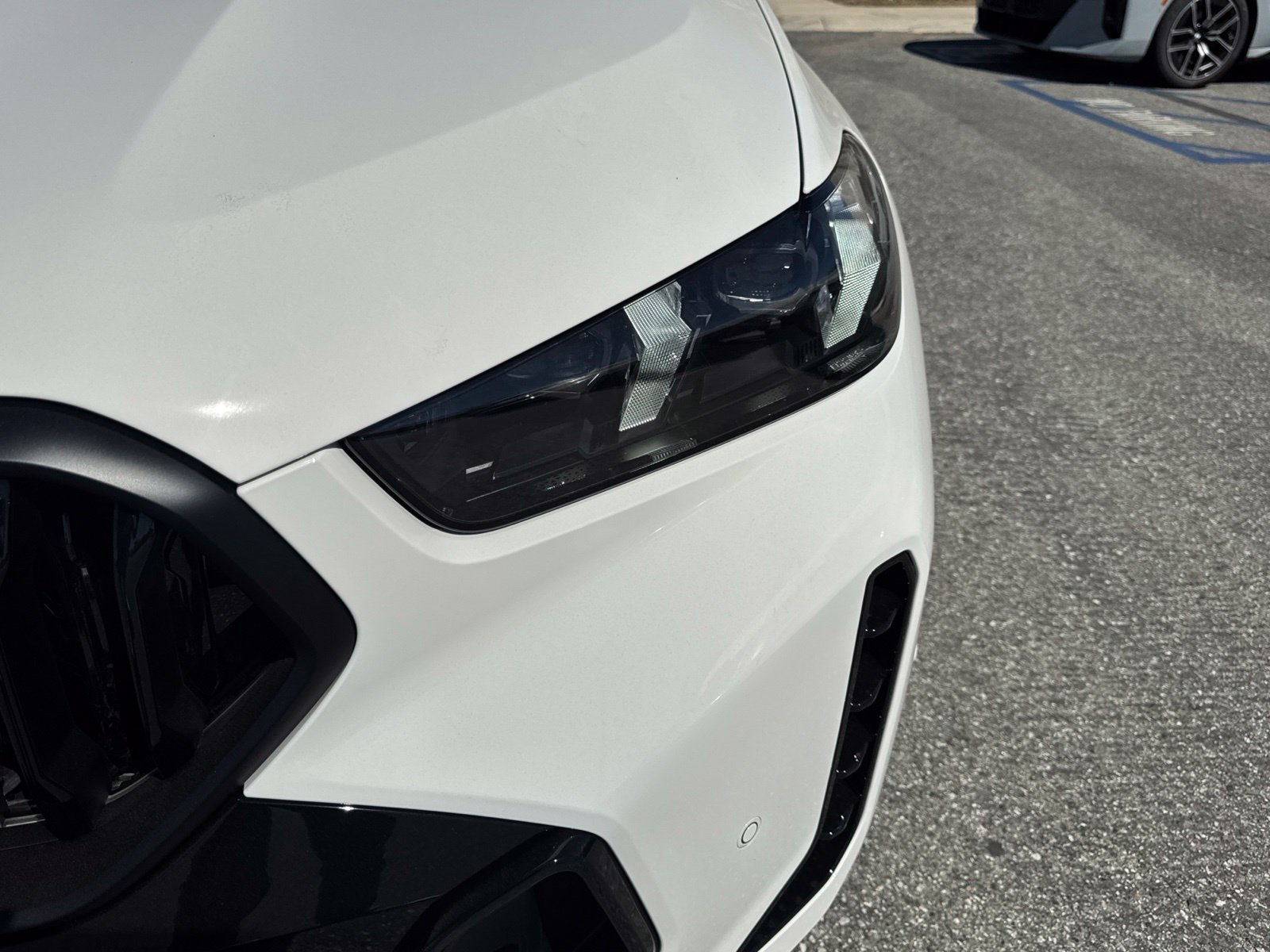 New 2027 Alpine White BMW xDrive40i image 12
