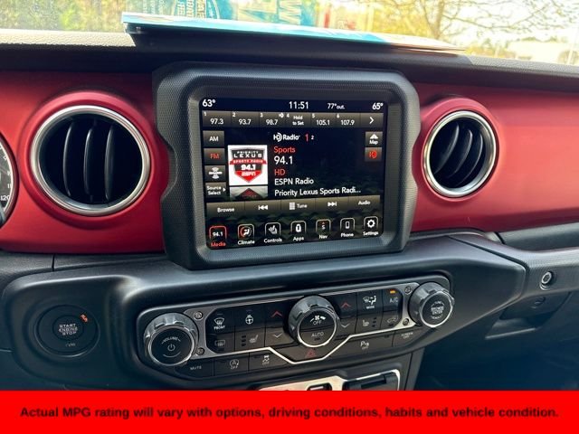 Used 2020 Gray Jeep Rubicon image 17