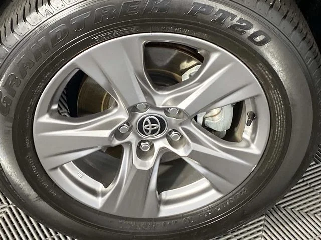 Used 2025 Gray Toyota XLE image 32