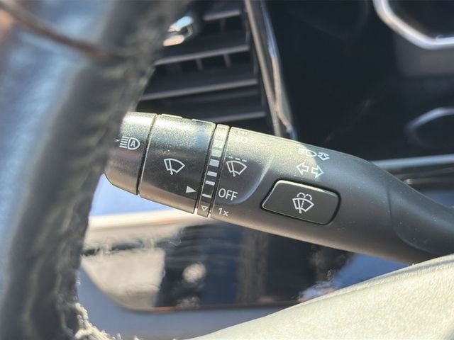 Used 2022 Blue Chevrolet RST image 27