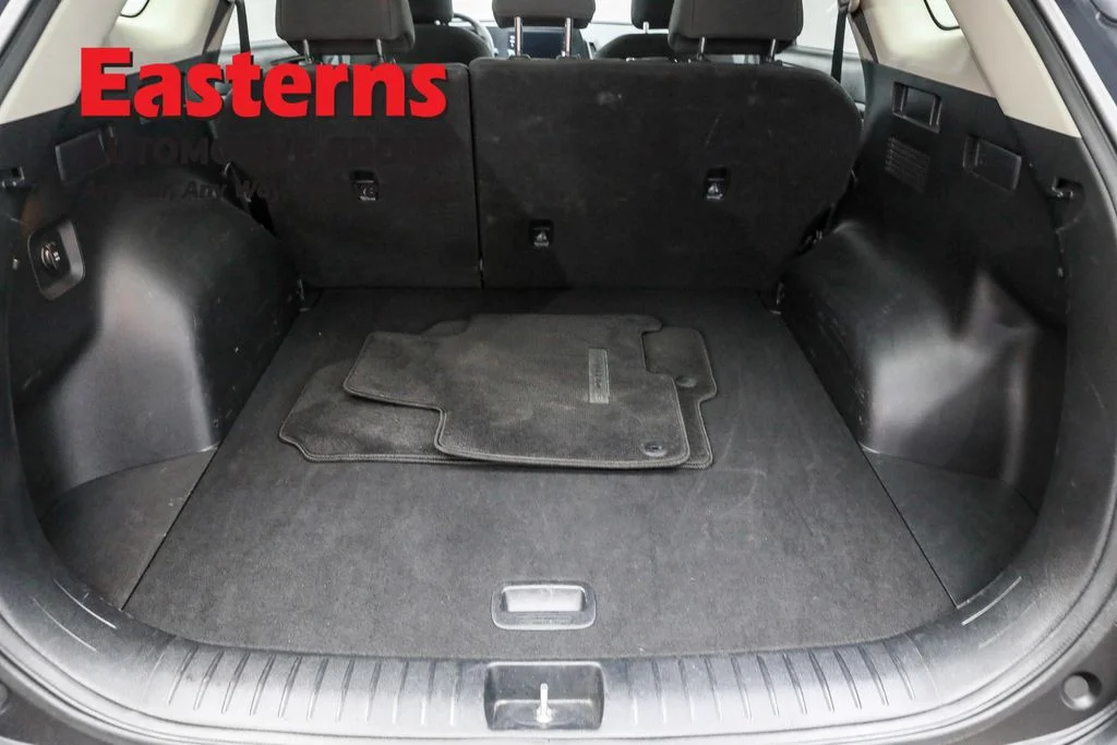 Used 2023 Gray Kia LX image 9