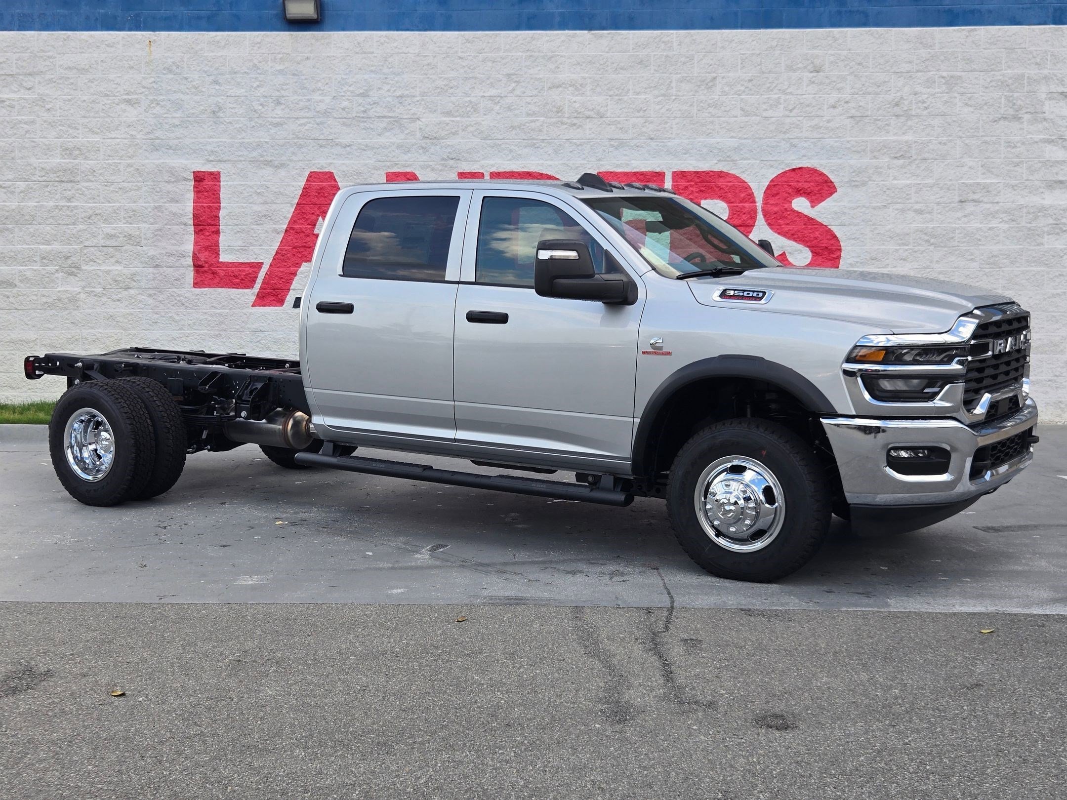 2026 RAM 3500 Tradesman 4X4 Crew Cab's photo