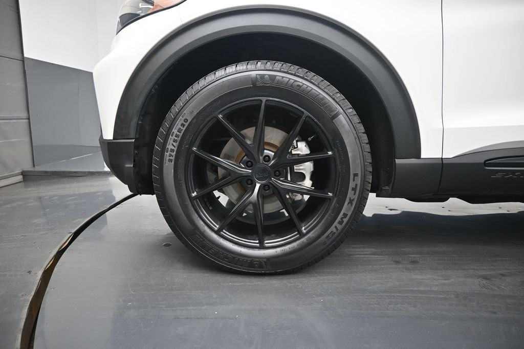 Used 2022 White Ford Timberline image 28