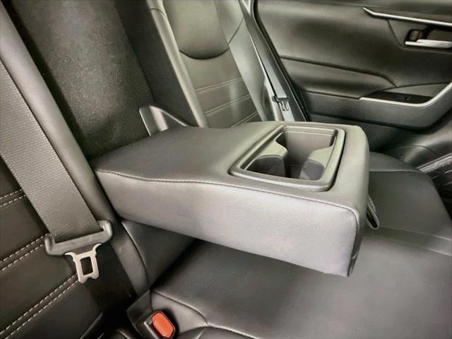 Certified Used 2024 MAGNETIC GRAY MET. Toyota  image 41