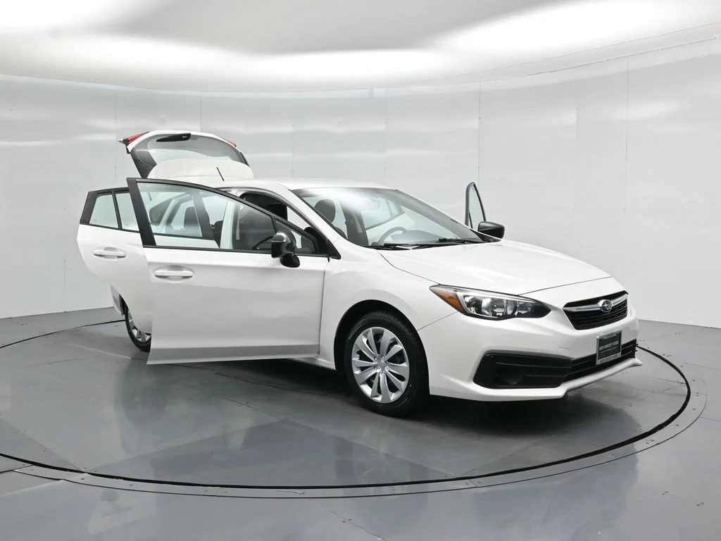Used 2021 White Subaru Base image 25