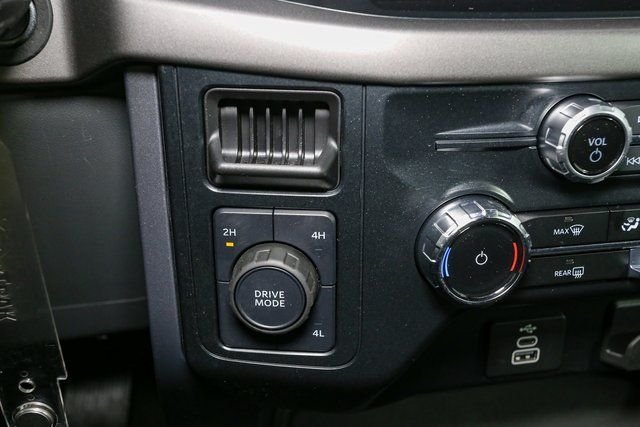 Used 2025 White Ford XLT image 27
