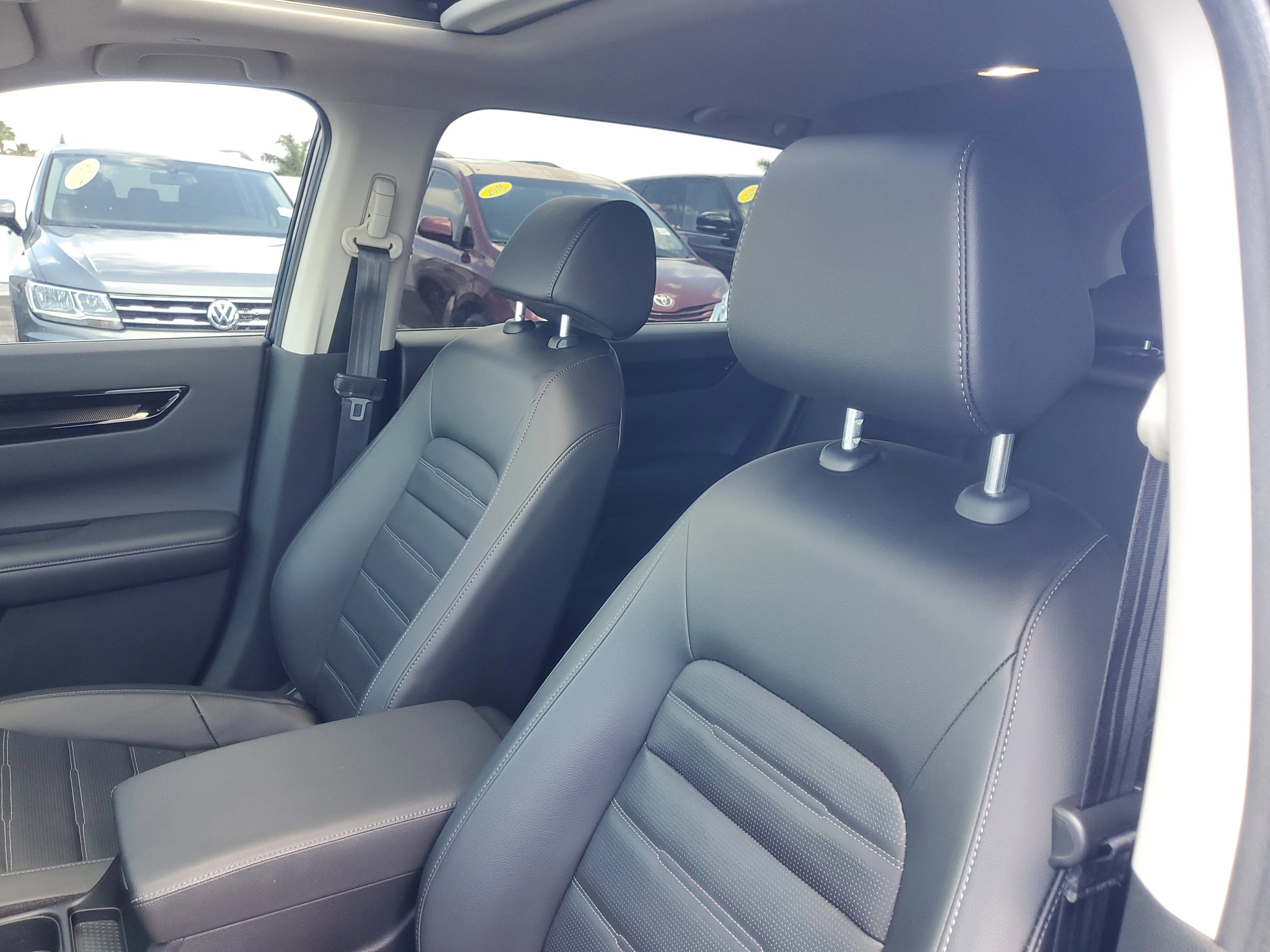 Used 2025 Blue Honda EX-L image 17