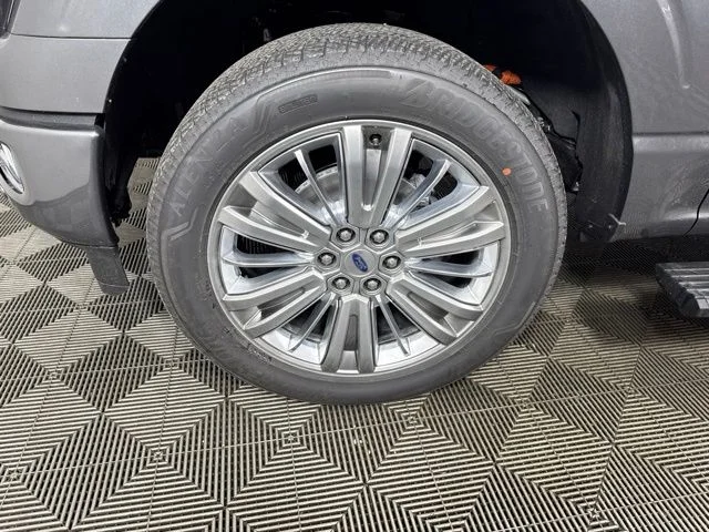 New 2026 Gray Ford Platinum image 9