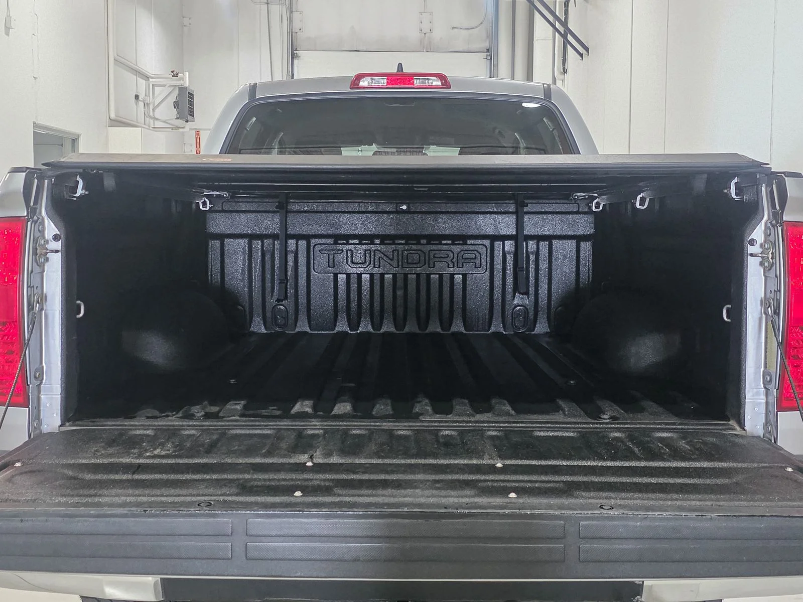 2020 Toyota Tundra SR5 - Photo 16