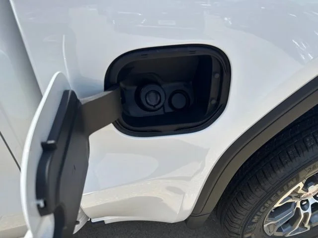 2026 GMC Sierra 1500 SLE - Photo 64