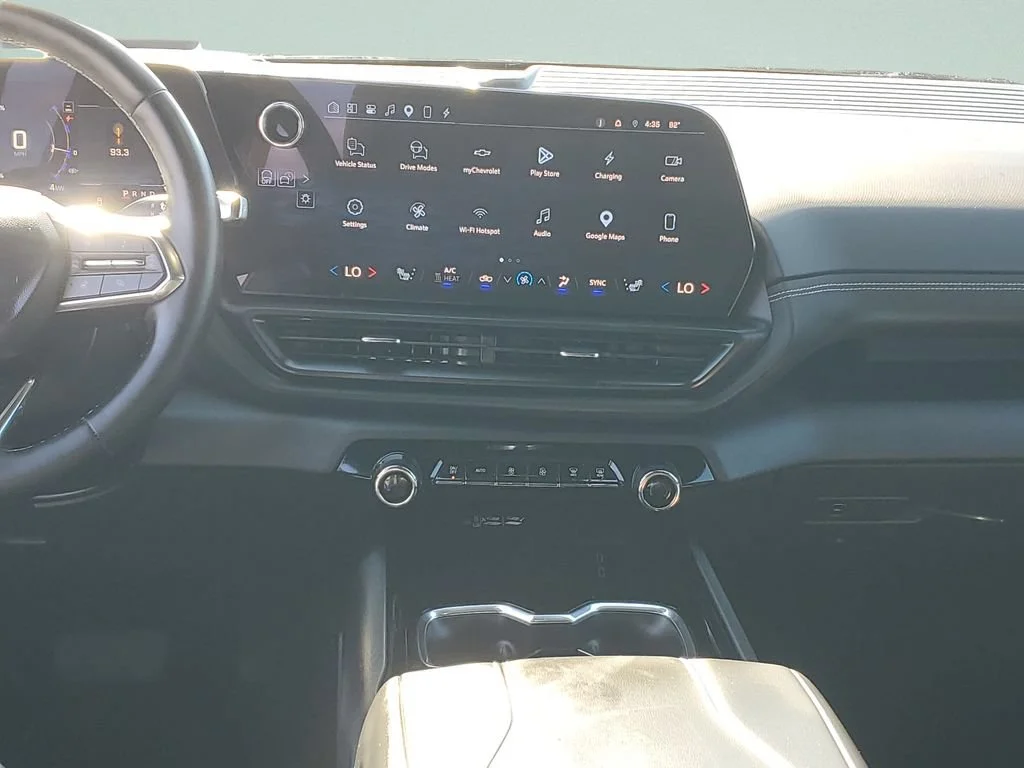 Used 2026 Blue Smoke Metallic Chevrolet LT - Standard Range image 24