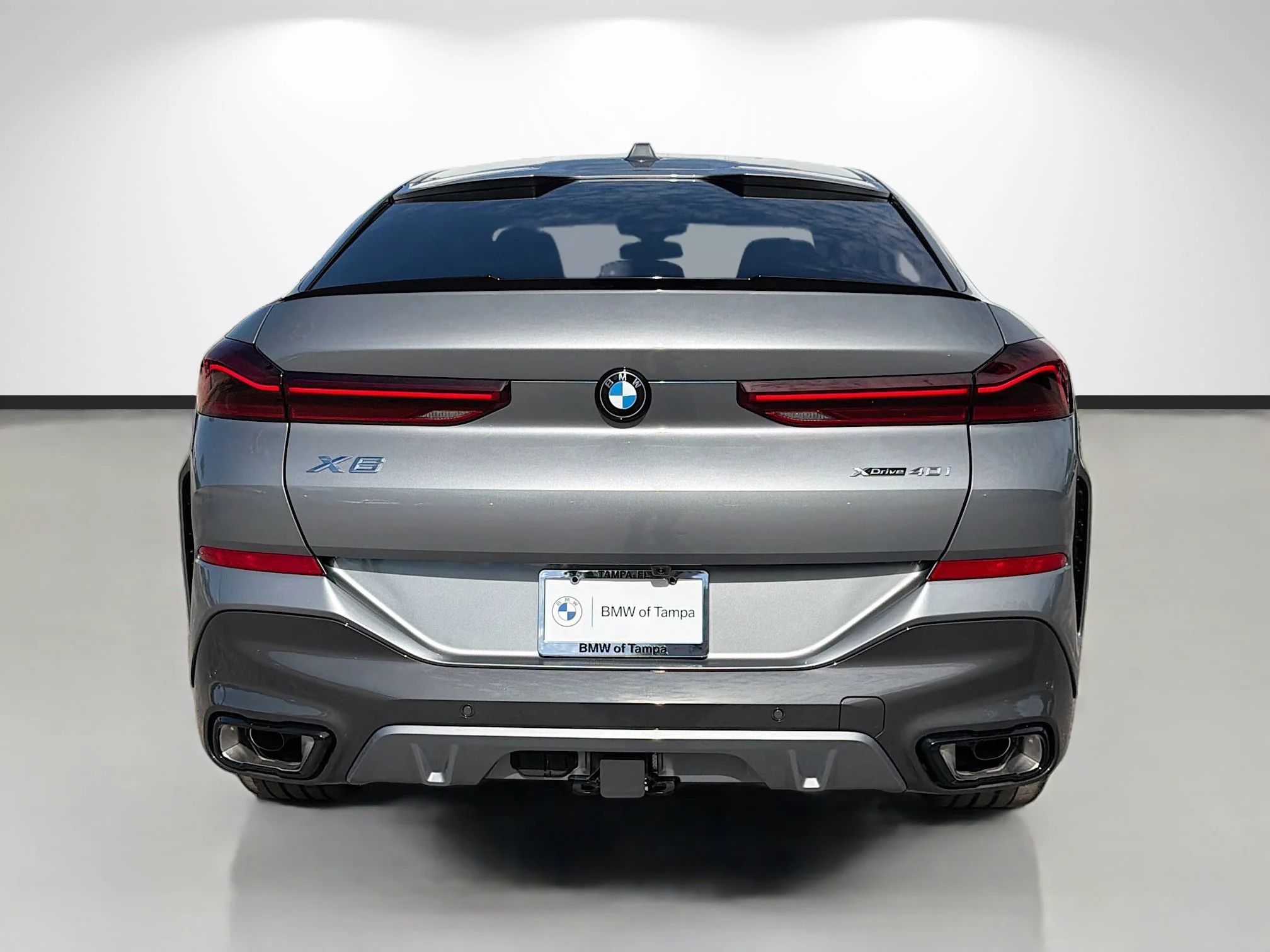 New 2027 Skyscraper Grey Metallic BMW xDrive40i image 4