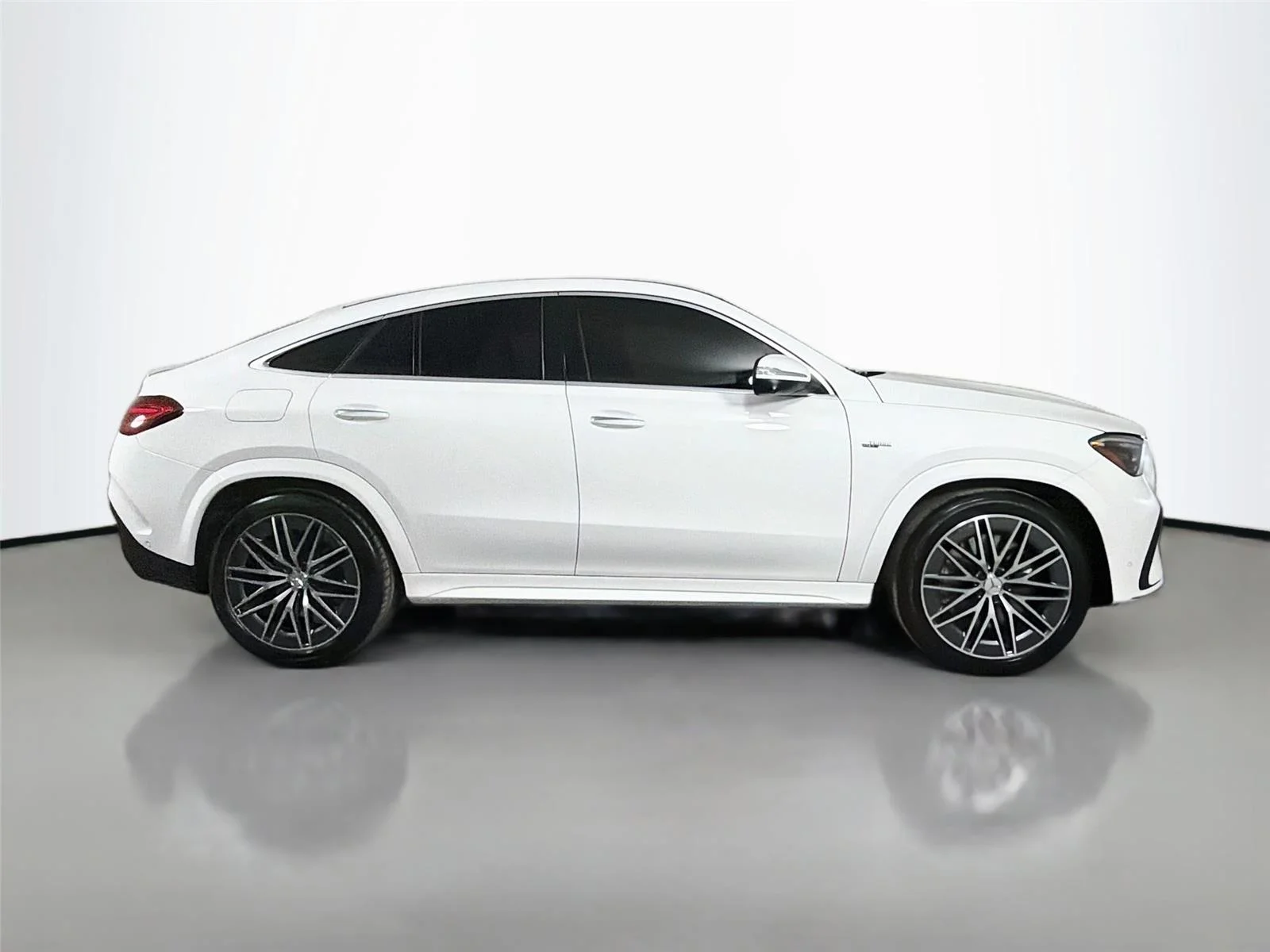 Used 2024 Polar White mercedes-benz AMG® GLE 53 4MATIC+ Coupe image 5