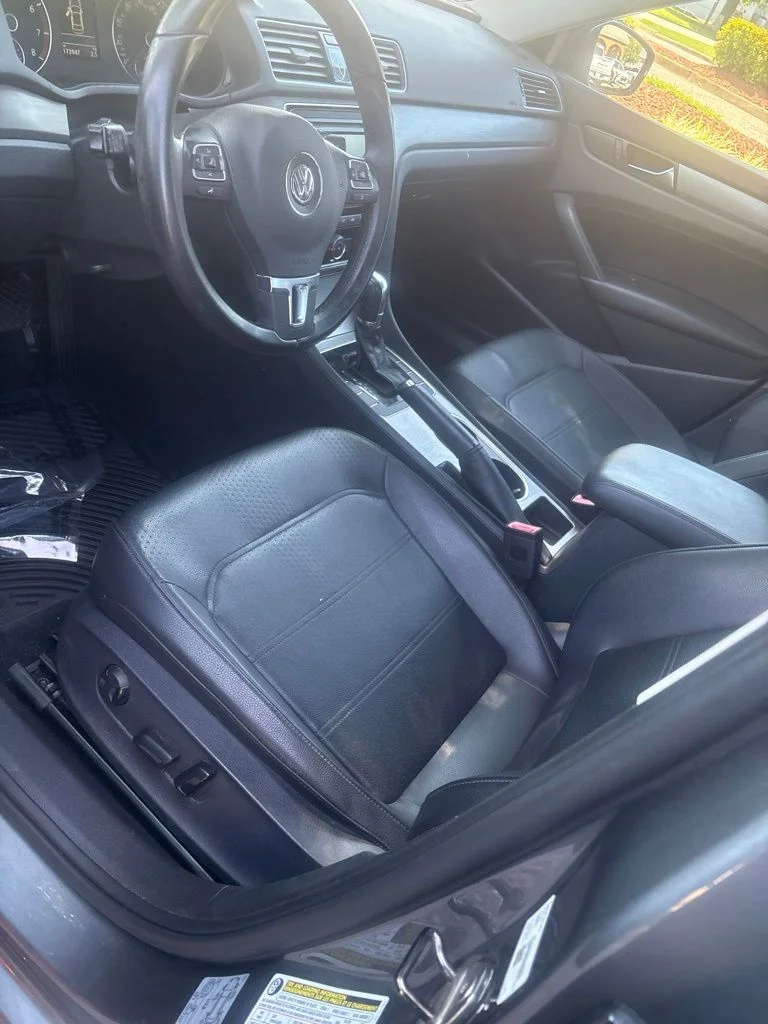 Used 2014 Gray Volkswagen 2.5 SE image 17