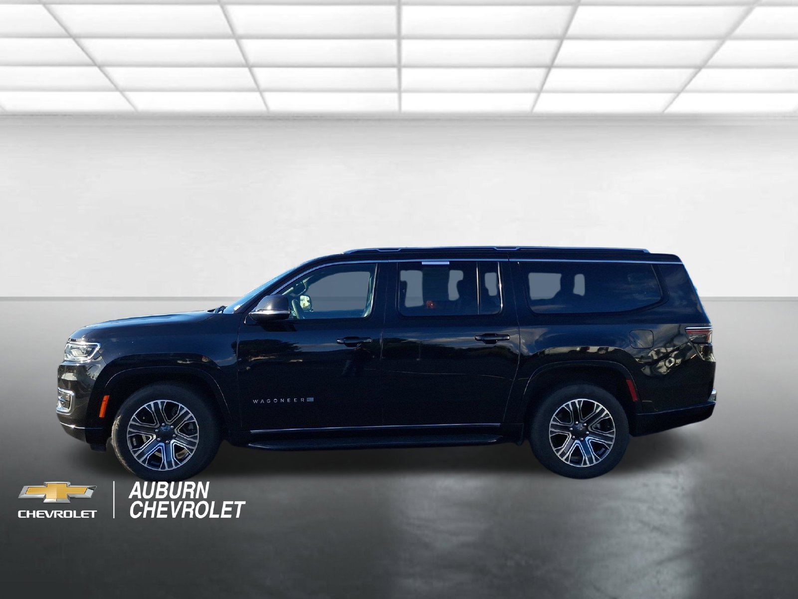 2024 Jeep Wagoneer L Series II - Photo 6