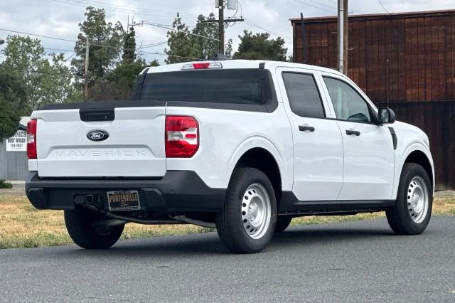 New 2026 Oxford White Ford XL image 4