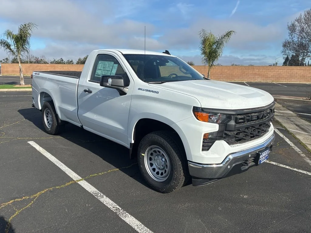 New 2026 Summit White Chevrolet WT image 1