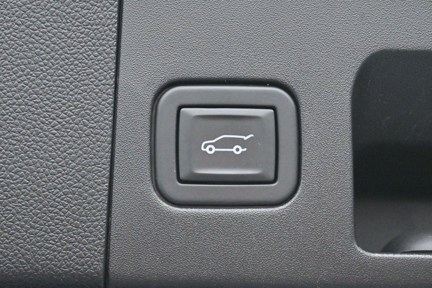 Used 2021 TWILIGHT BLUE METALLIC Cadillac AWD Luxury image 10