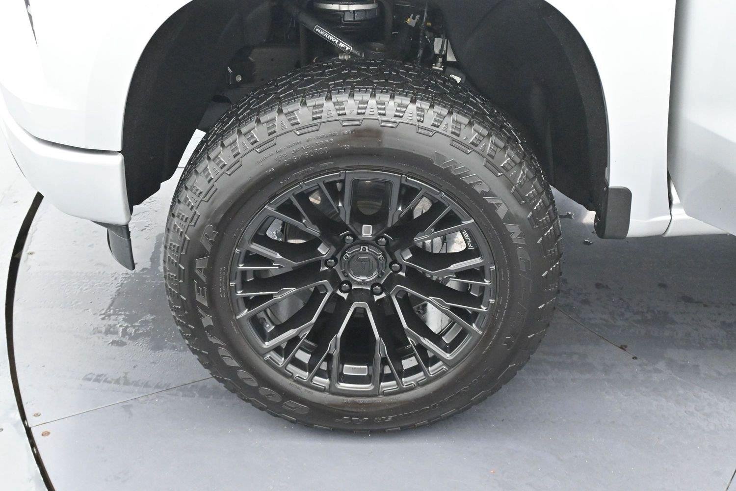 Used 2022 Silver Ice Metallic Chevrolet RST image 32
