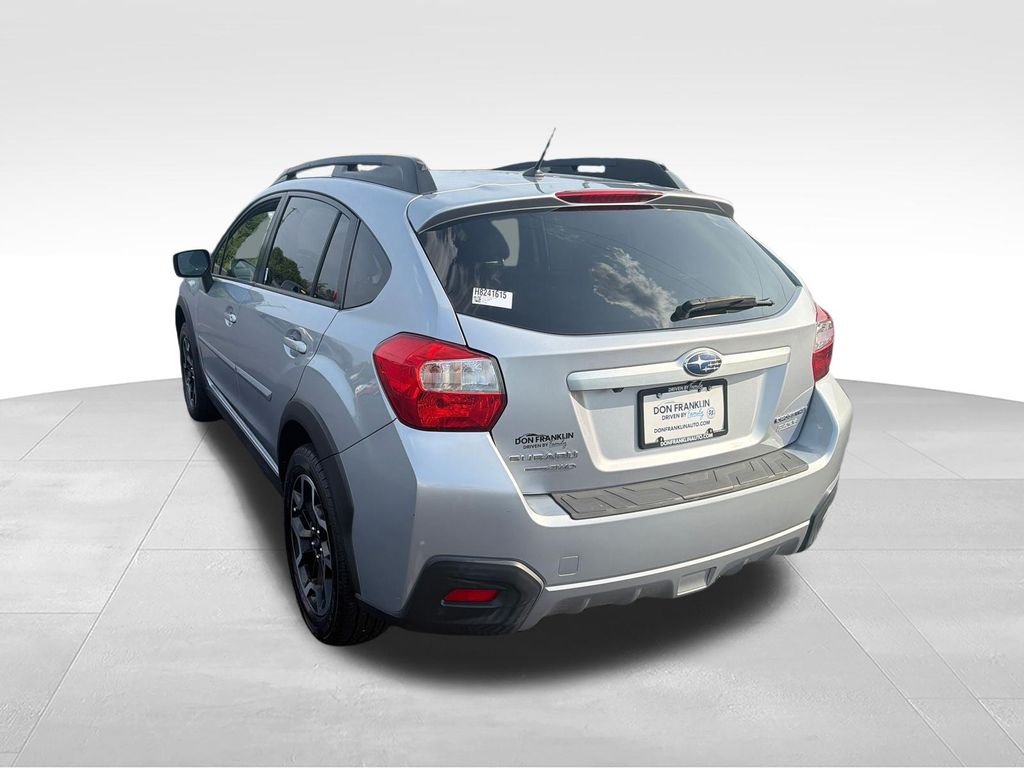 Used 2017 Silver Subaru 2.0i Premium image 17