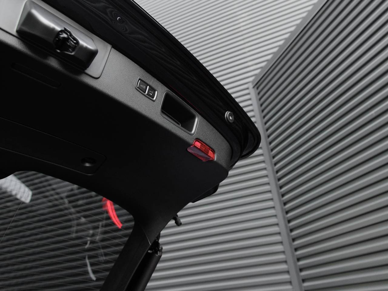New 2026 Black Porsche  image 33