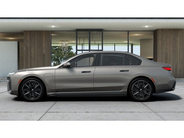 New 2026 Oxide Grey Metallic BMW 750e xDrive image 4