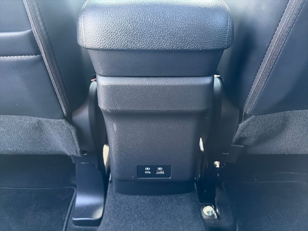 Used 2025 Blue Mitsubishi 2.0 SE image 34