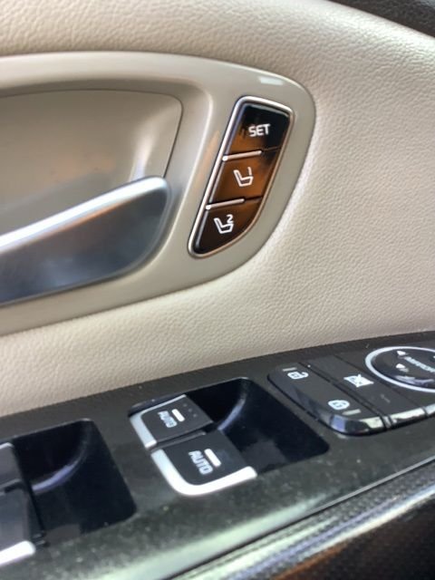 Used 2015 Snow White Pearl Kia SX image 26